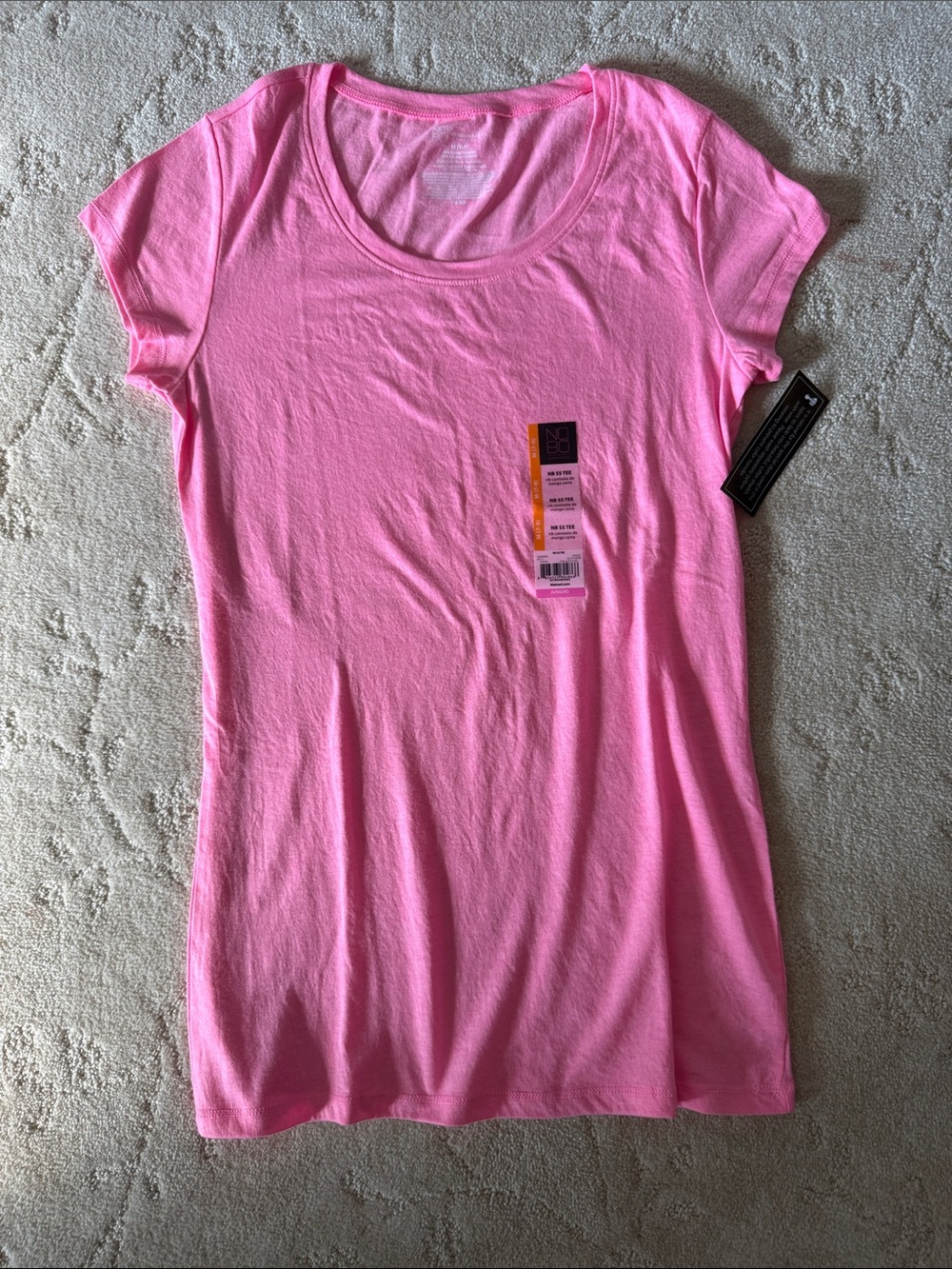 NWT Juniors Classic Scoop Neck Light Weight Tee - Pink, Juniors Medium
